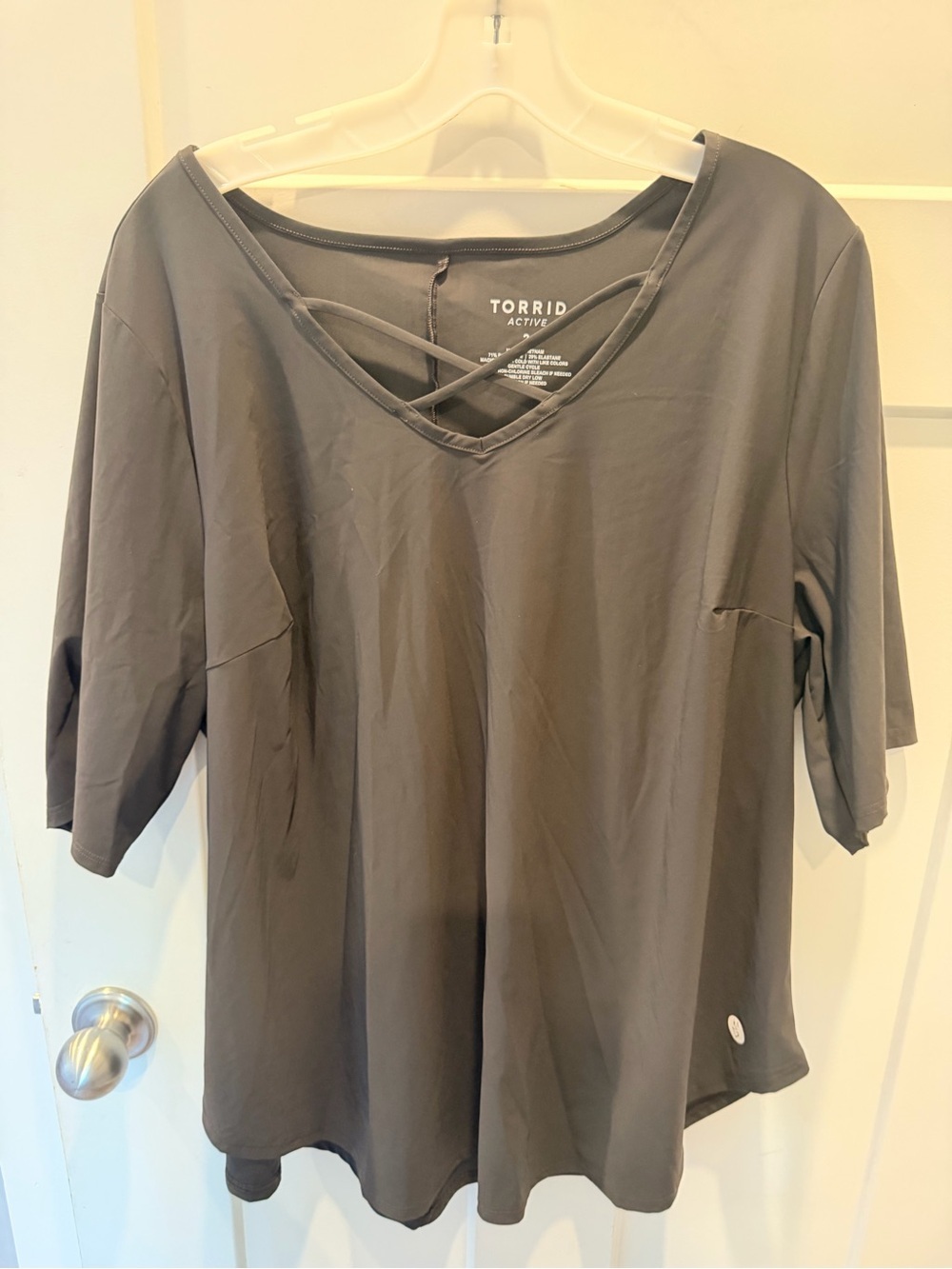 Torrid Active Size 2 Black Criss Cross V Neck Performance Top Plus Size